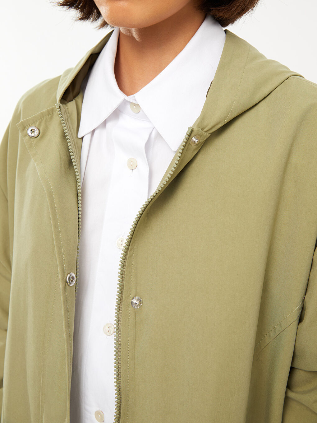 Haki Kadın Kapüşonlu Düz Mont-3