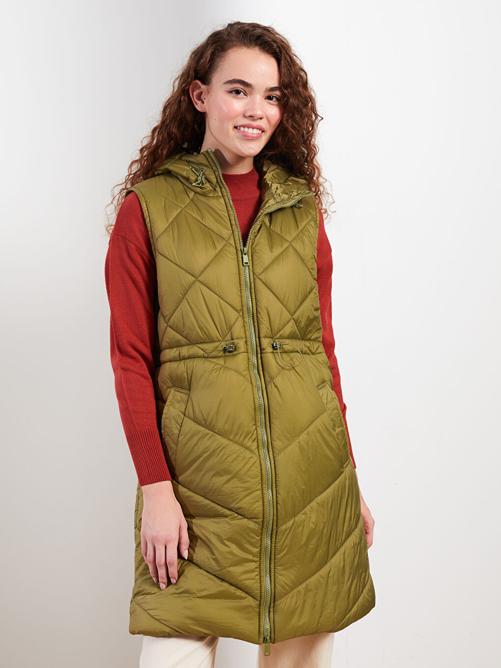 Haki Kapüşonlu Kapitone Desenli Kadın Şişme Yelek