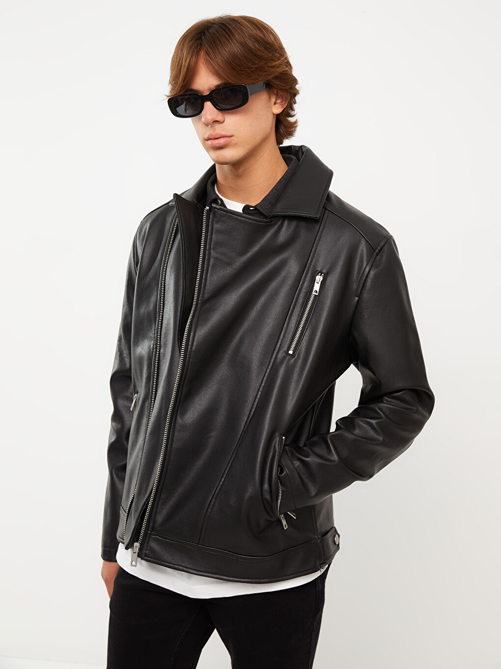 Siyah Slim Fit Gömlek Yaka Erkek Deri Görünümlü Mont