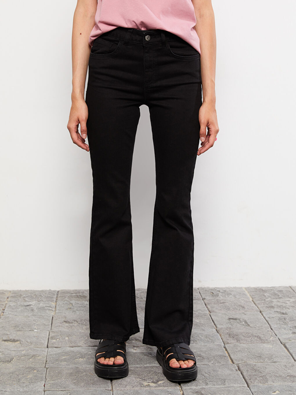 LCW Jeans جینزی كه‌مه‌ر بەرز مەریخ فڵێر بۆ ژنان -W23967Z8-327