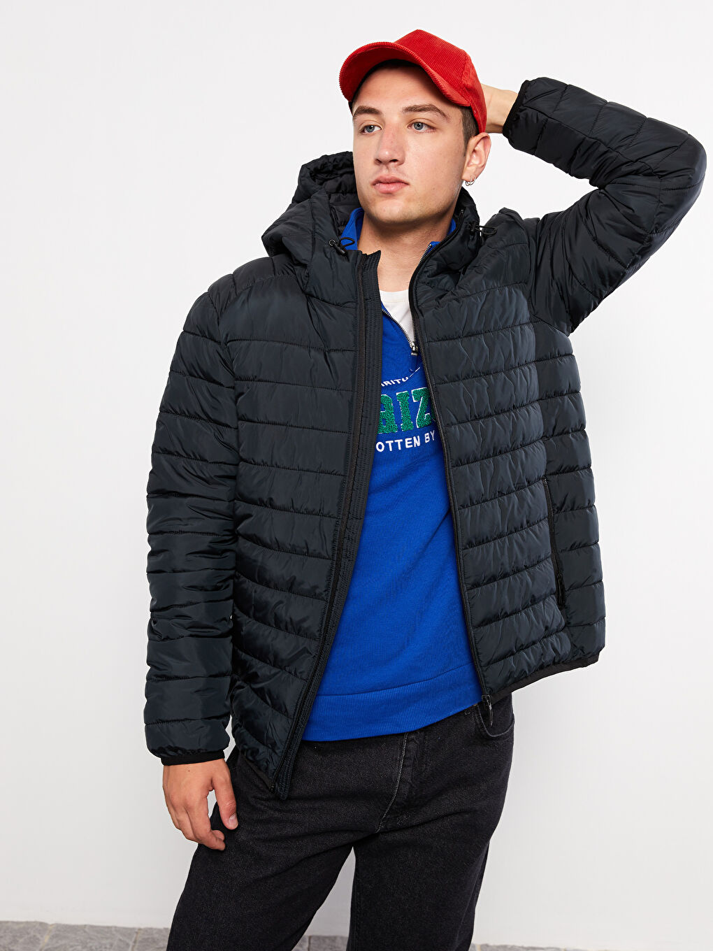 بالطو منتفخ بفتحة عادية بكابوش للرجال-1