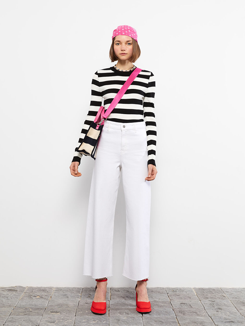 Ekru Bisiklet Yaka Çizgili Uzun Kollu Kadın Triko Kazak