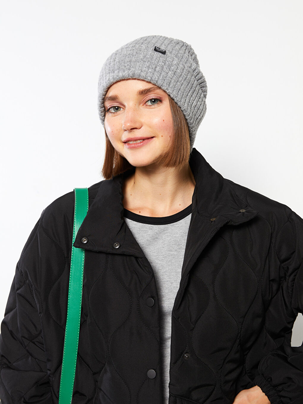 قبعة صغيرة مطبوعة للسيدات من التريكو-1