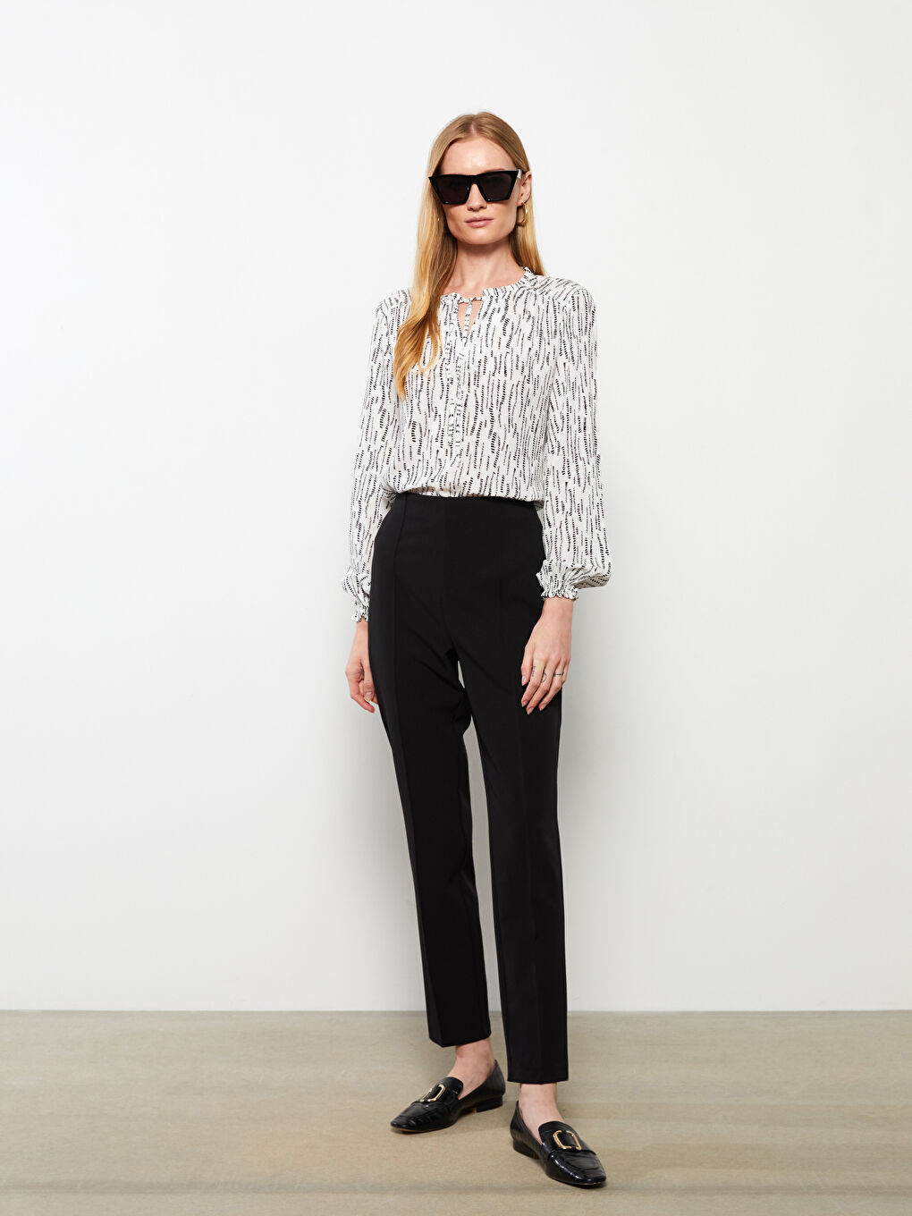 Siyah Kadın Düz Pantolon-1