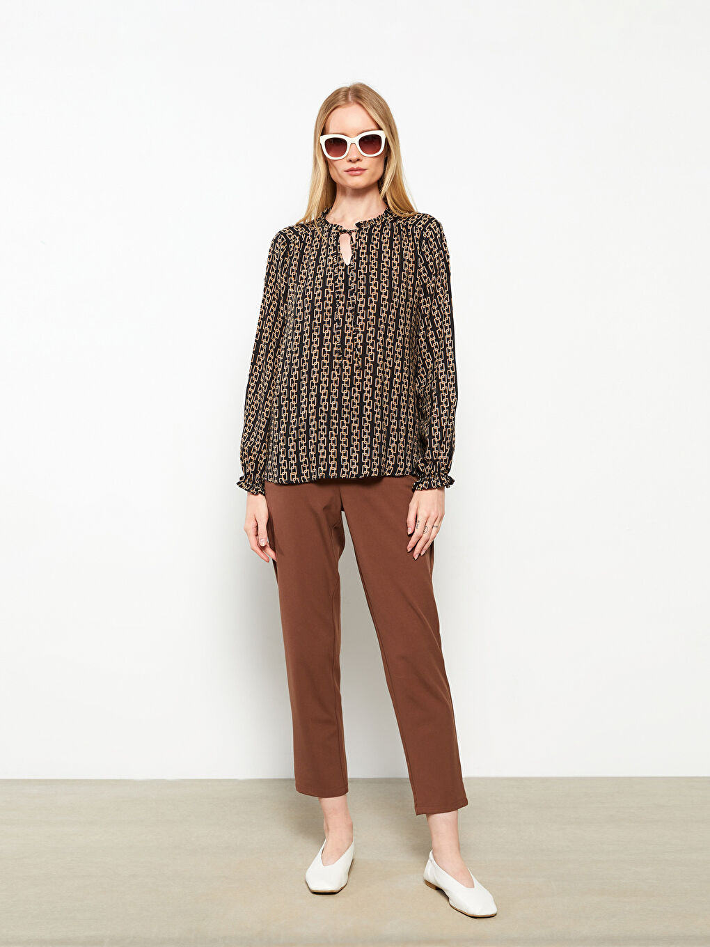 Kahverengi Kadın Beli Lastikli Rahat Kalıp Düz Pantolon
