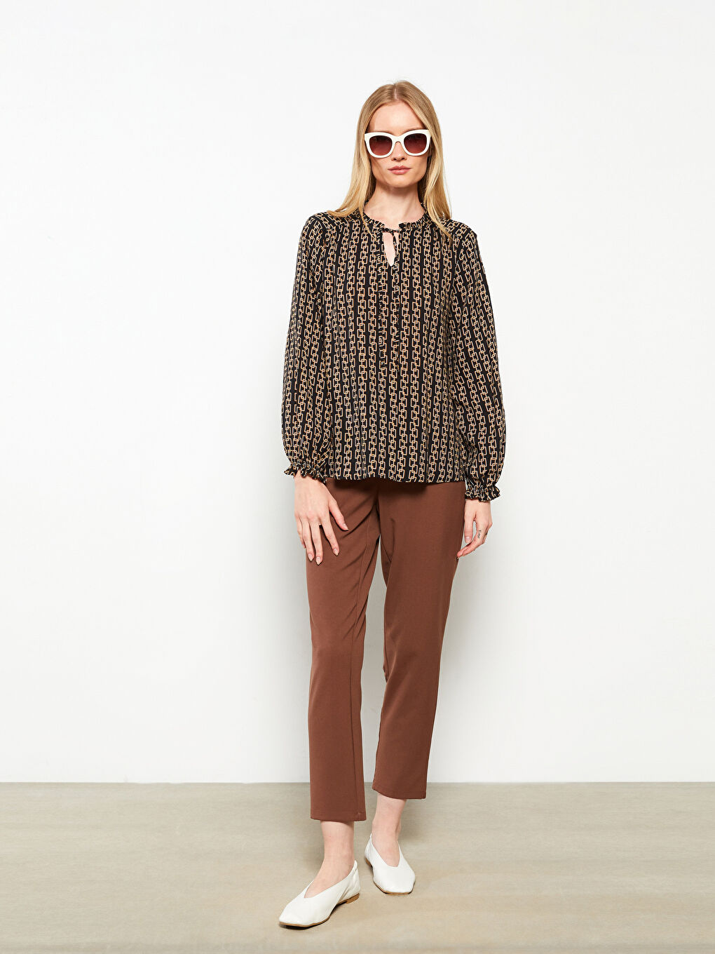 Kahverengi Kadın Beli Lastikli Rahat Kalıp Düz Pantolon-1