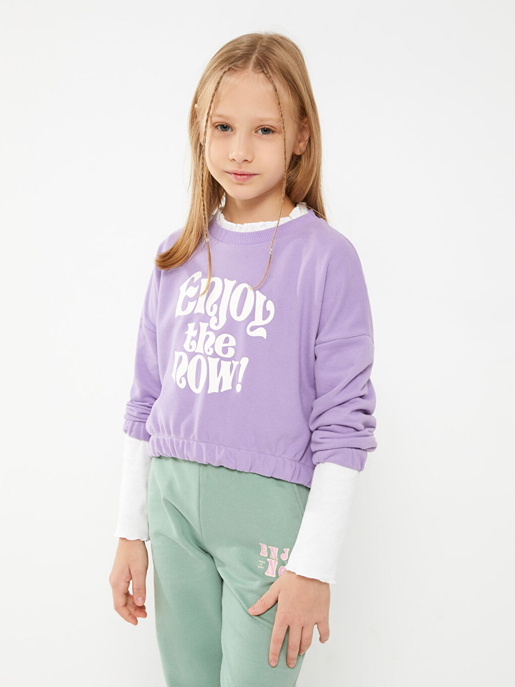 LCW Kids Crew Neck Printed Long Sleeve Girls' Sweatshirt -W24287Z4-GG9