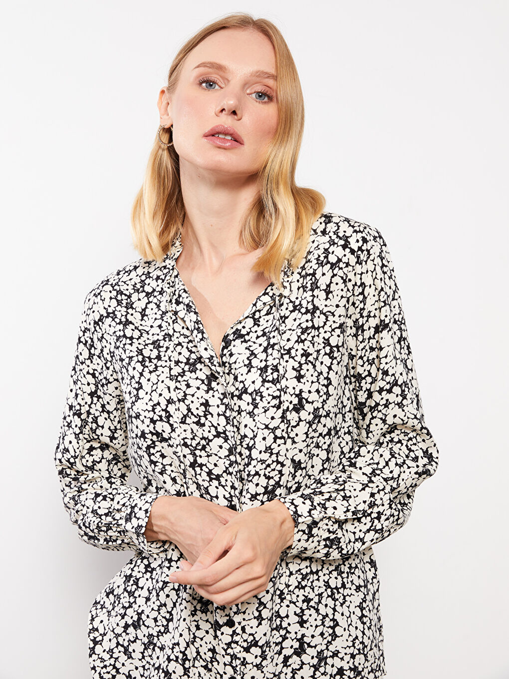 Tied Collar Patterned Long Sleeve Viscose Women's Shirt-1