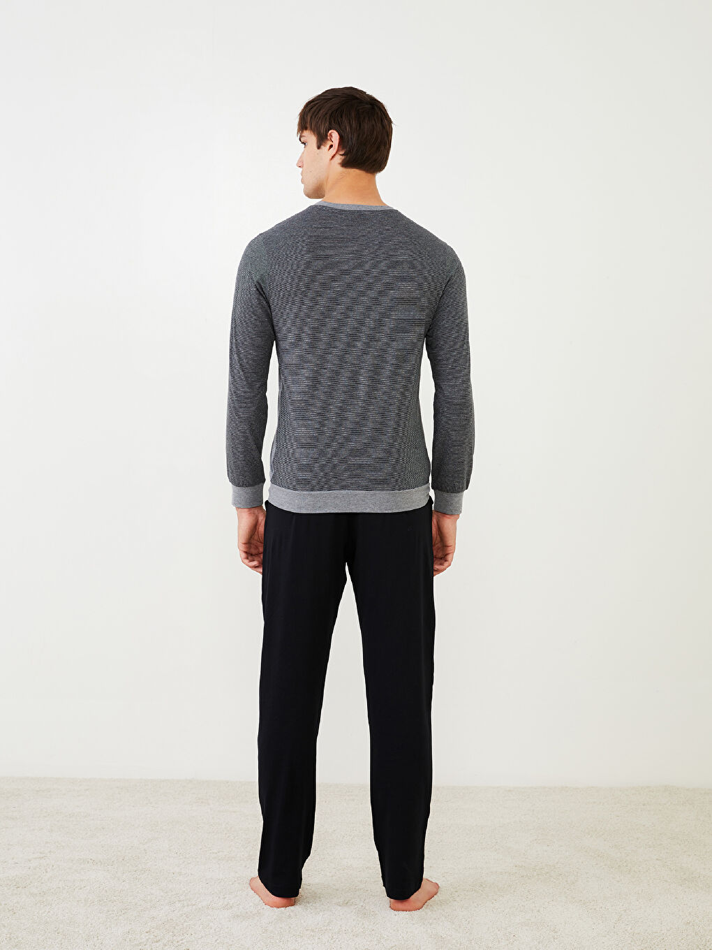 Siyah Standart Kalıp Erkek Pijama Takımı-4