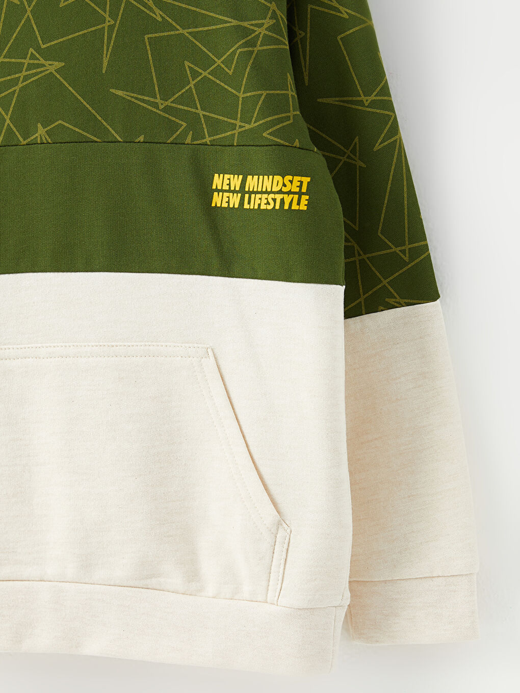 Ұлдарға арналған принтті капюшонды ұзын жең свитшот-1