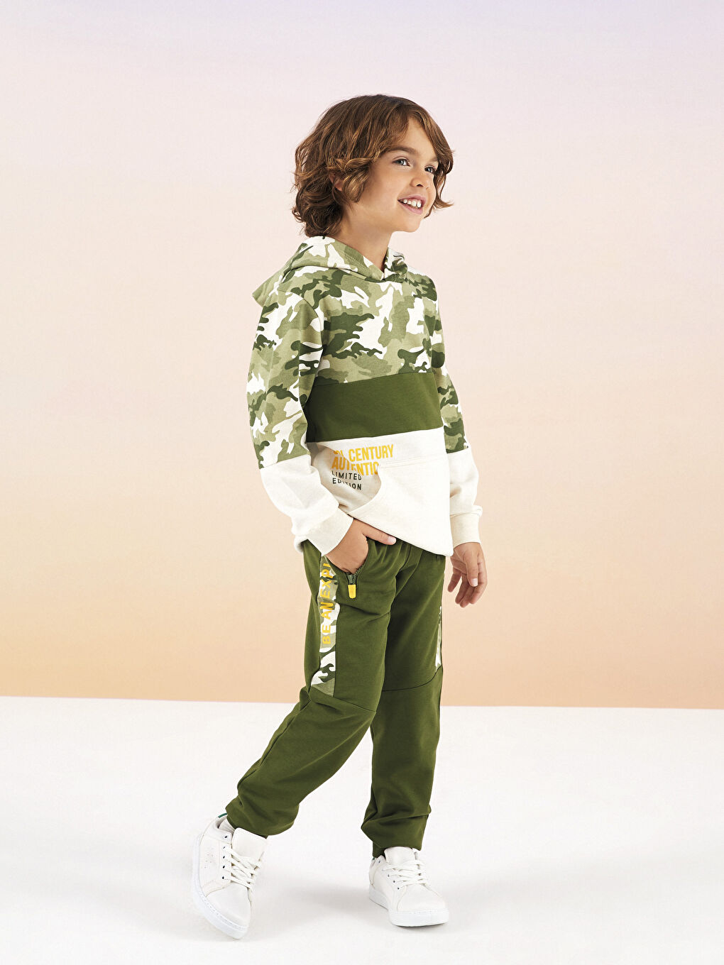 Yeşil Beli Lastikli Baskılı Erkek Çocuk Jogger Eşofman Altı-2