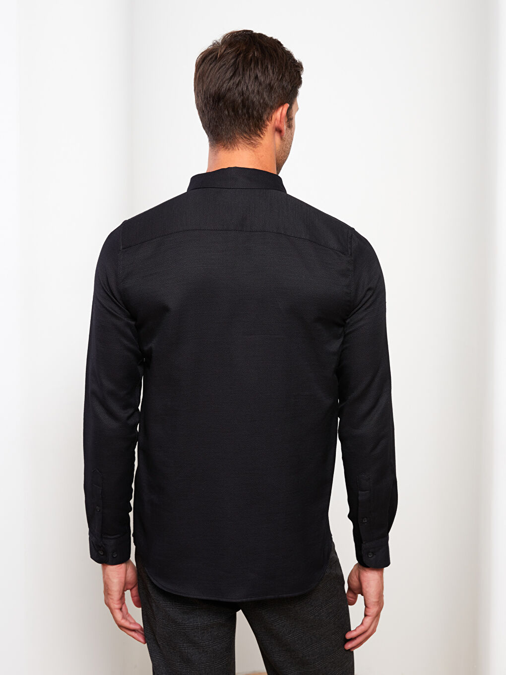 Siyah Slim Fit Uzun Kollu Armürlü Erkek Gömlek-6
