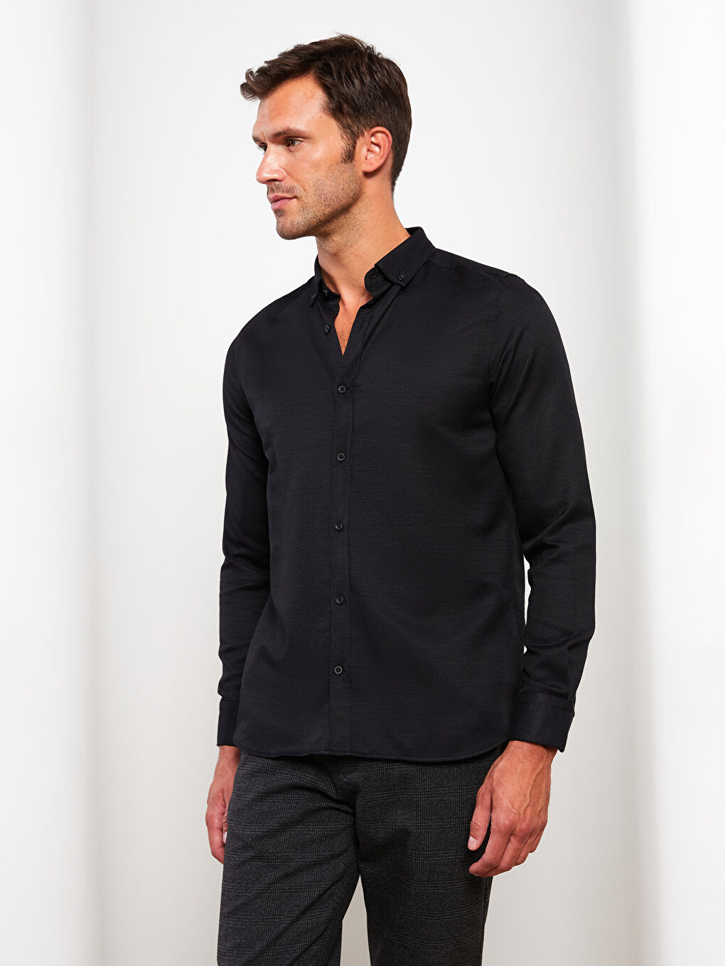 Siyah Slim Fit Uzun Kollu Armürlü Erkek Gömlek-4