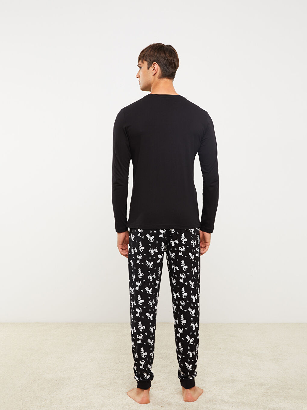 Regular Fit Snoopy Printed Men's Pyjama Set-4