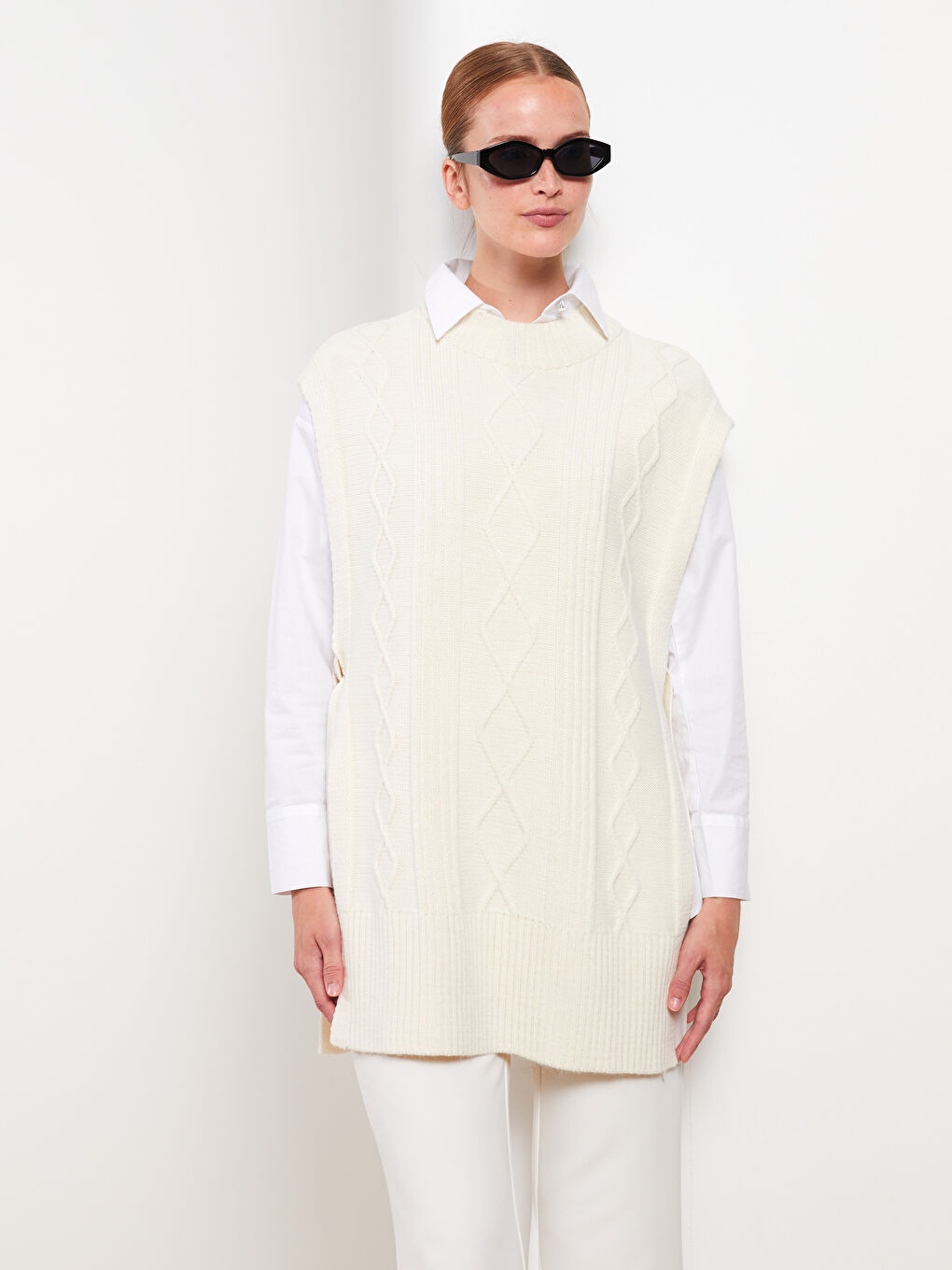 Džemper za Žene sa Okruglim Izrezom i Uzorkom-1