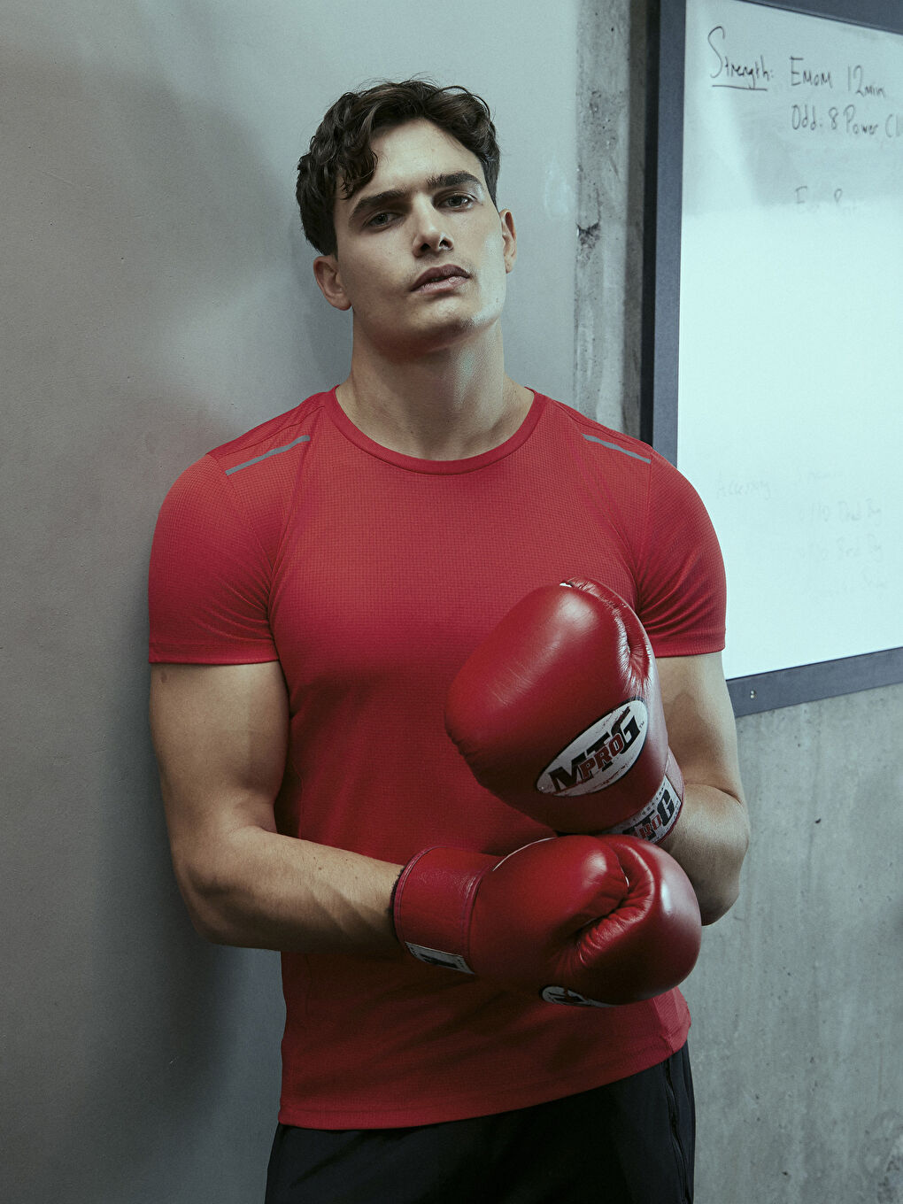 Kırmızı Bisiklet Yaka Kısa Kollu Erkek Spor Tişört