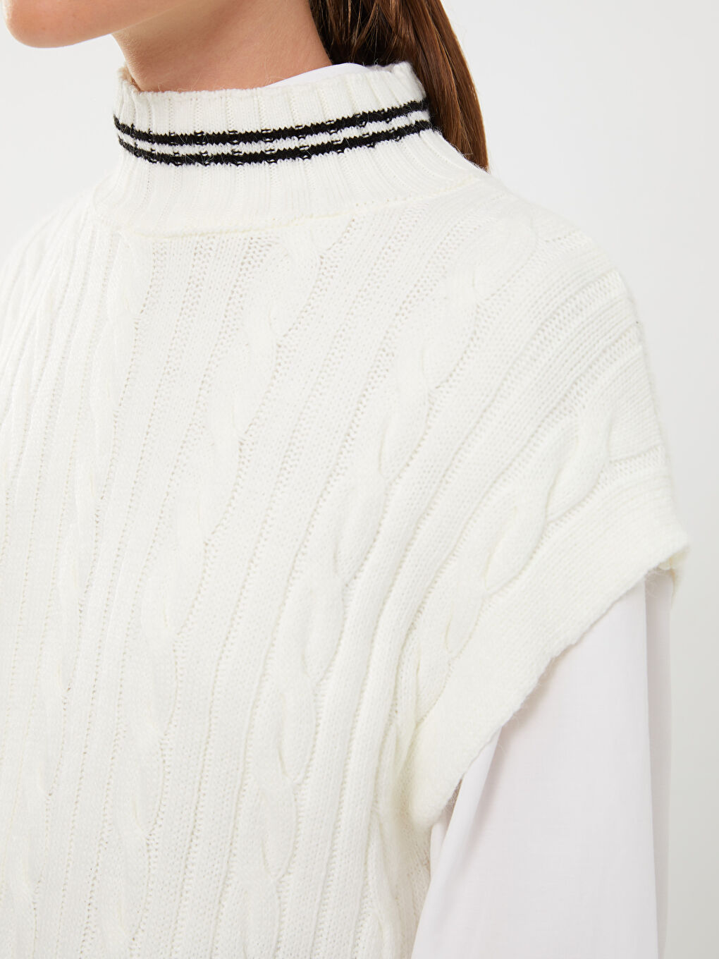 سترة صوفية منقوشة بياقة قمع للسيدات-6