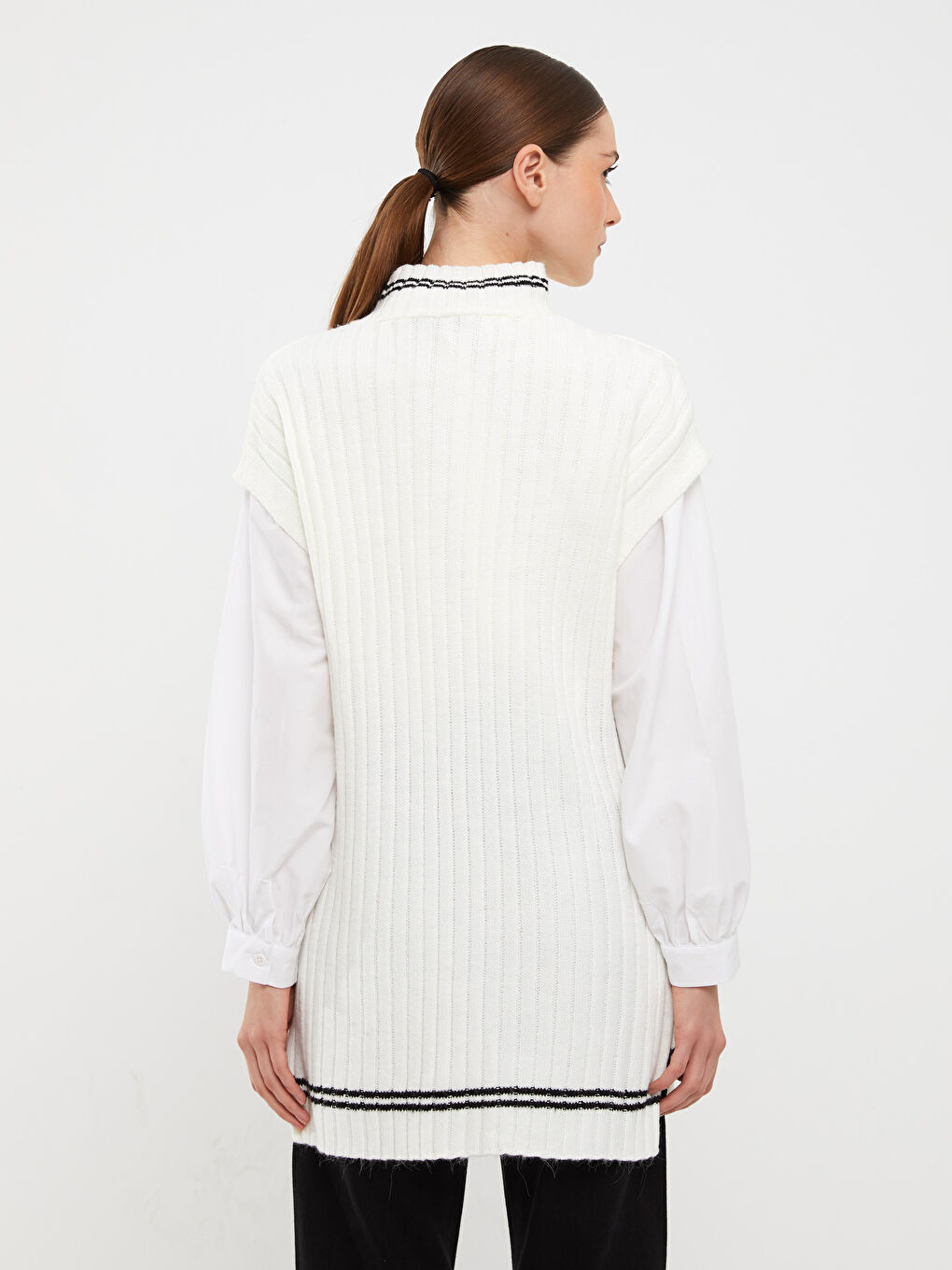 سترة صوفية منقوشة بياقة قمع للسيدات-8