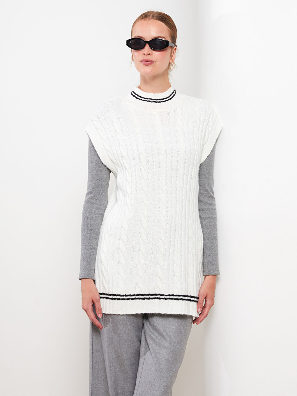 سترة صوفية منقوشة بياقة قمع للسيدات-3