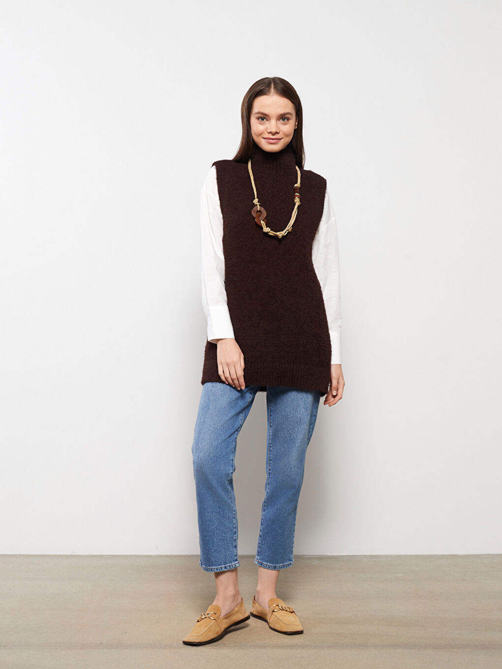 Kahverengi Dik Yaka Düz Triko Kadın Süveter-2