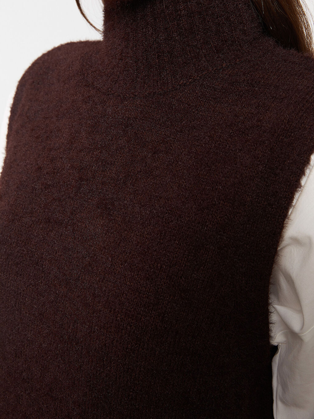 Kahverengi Dik Yaka Düz Triko Kadın Süveter-3