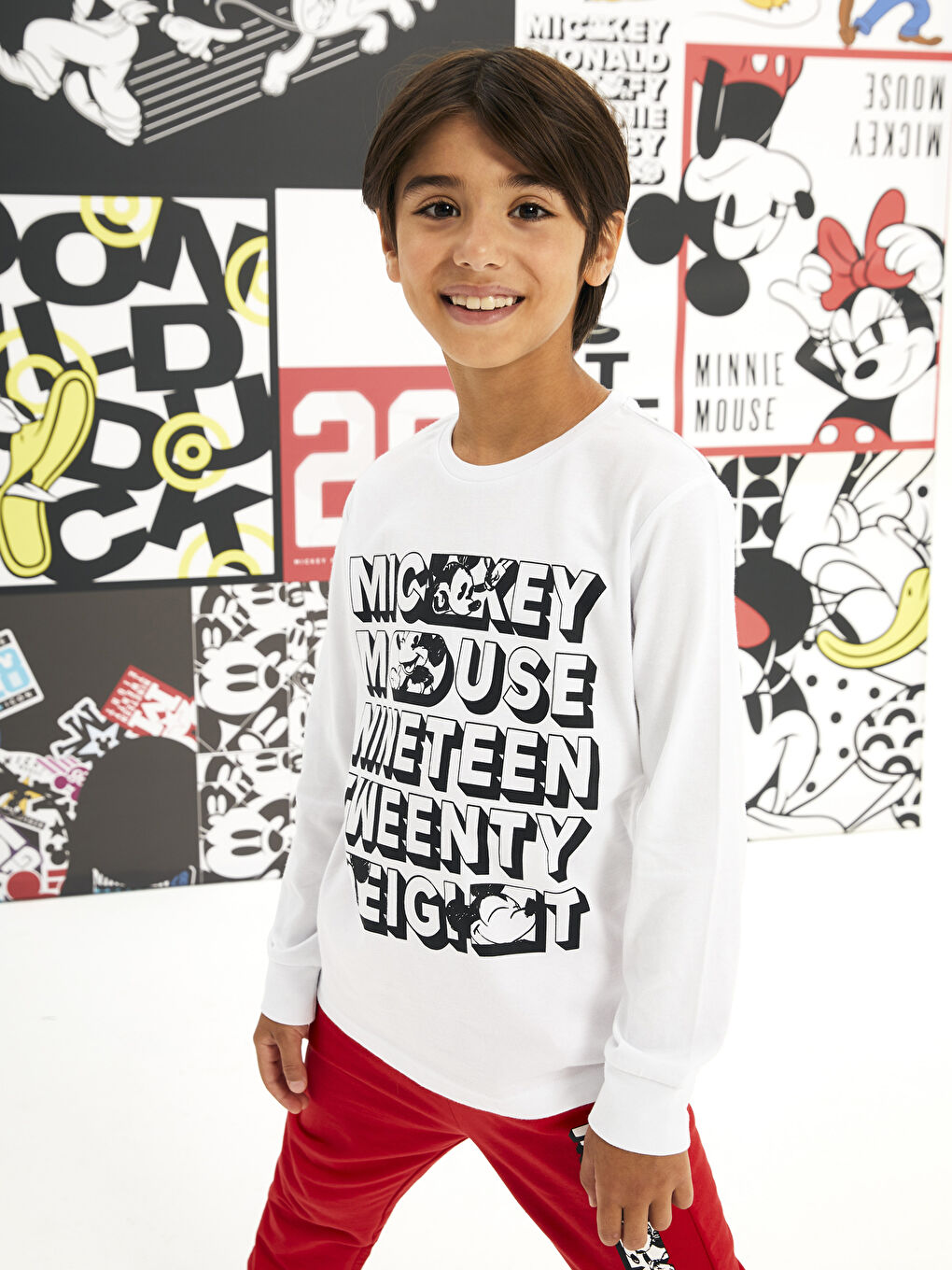 LCW Kids Beyaz Bisiklet Yaka Mickey Mouse Baskılı Uzun Kollu Erkek Çocuk Sweatshirt ve Eşofman Altı