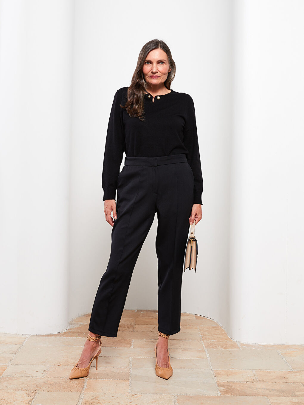 Women's Standard Fit Plain Trousers-3