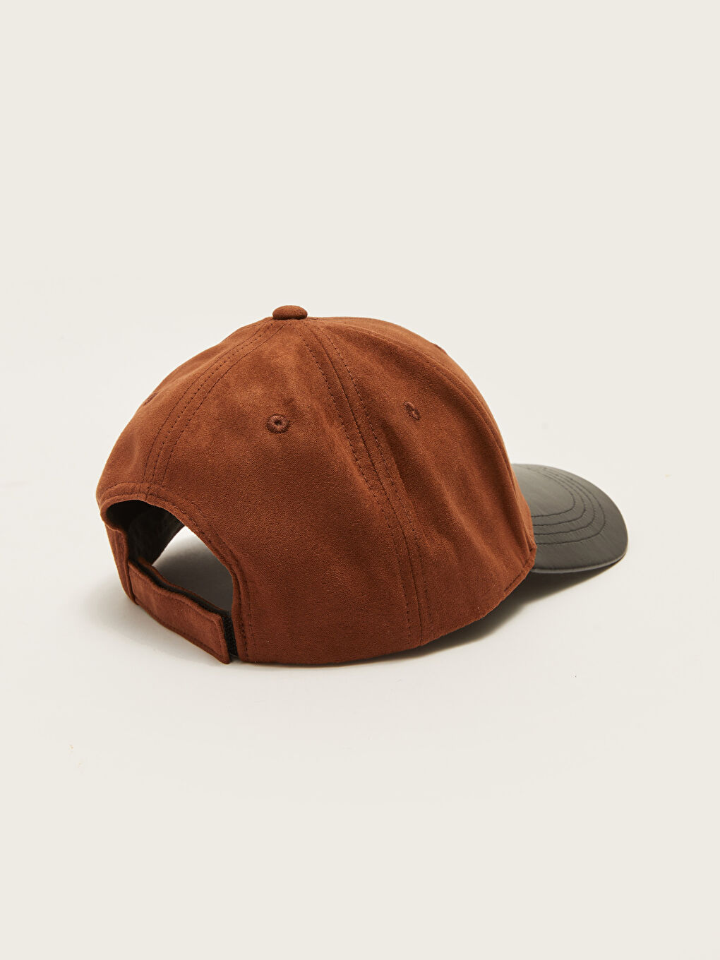 Casquette Homme en Suède à Étiquette Imprimée-7