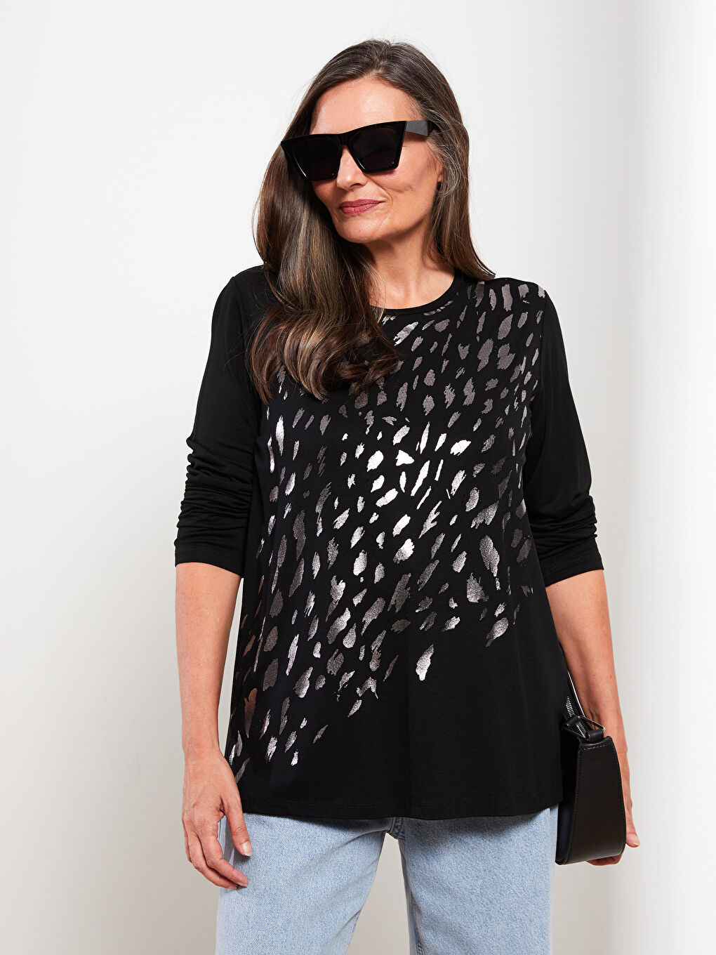 Siyah Bisiklet Yaka Desenli Uzun Kollu Kadın Bluz-1