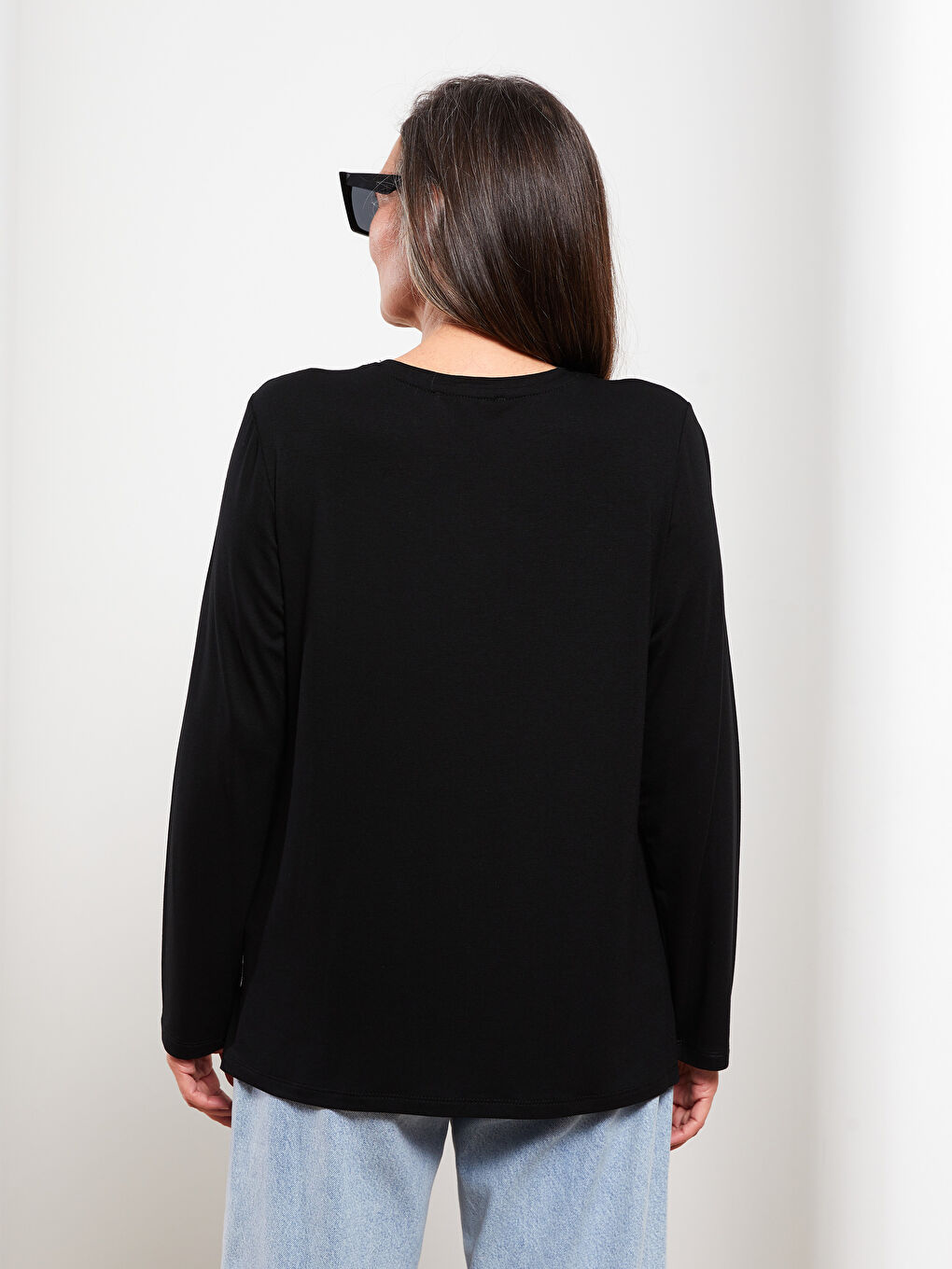 Siyah Bisiklet Yaka Desenli Uzun Kollu Kadın Bluz-4