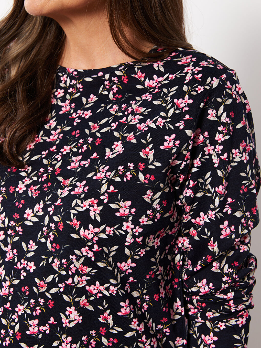 Lacivert Bisiklet Yaka Desenli Uzun Kollu Pamuklu Kadın Tişört-3