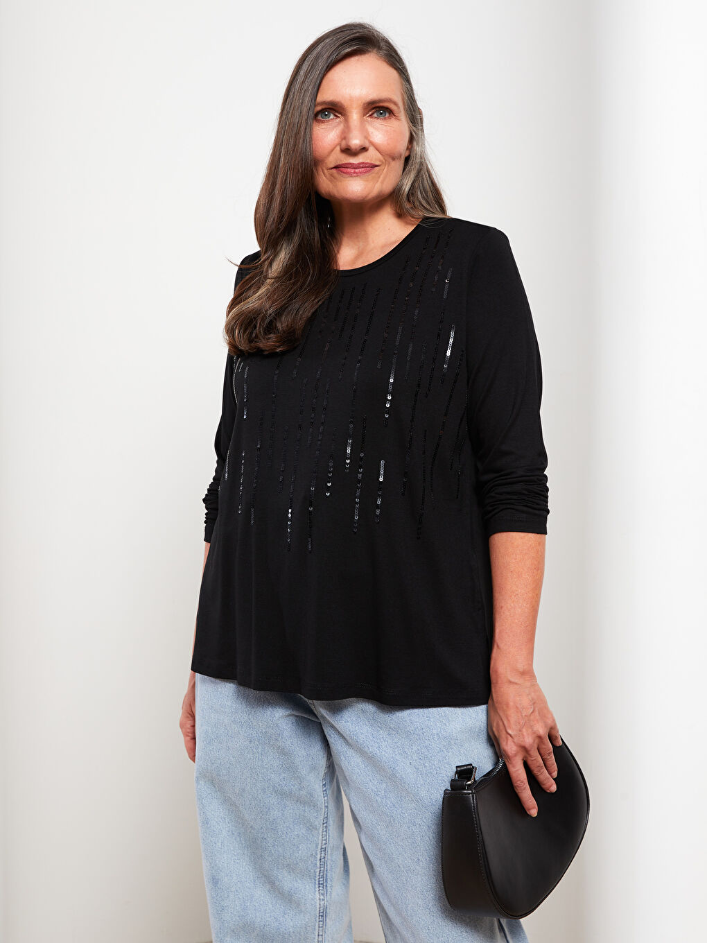 Siyah Bisiklet Yaka Pul Payet İşlemeli Uzun Kollu Kadın Bluz-2