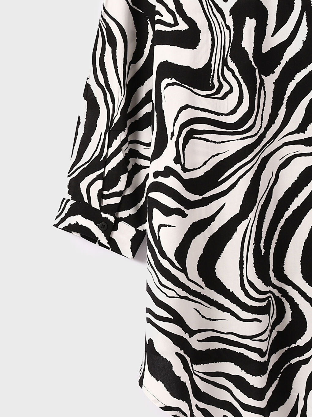 قميص تونيك نسائي بياقة قمع منقوش-3