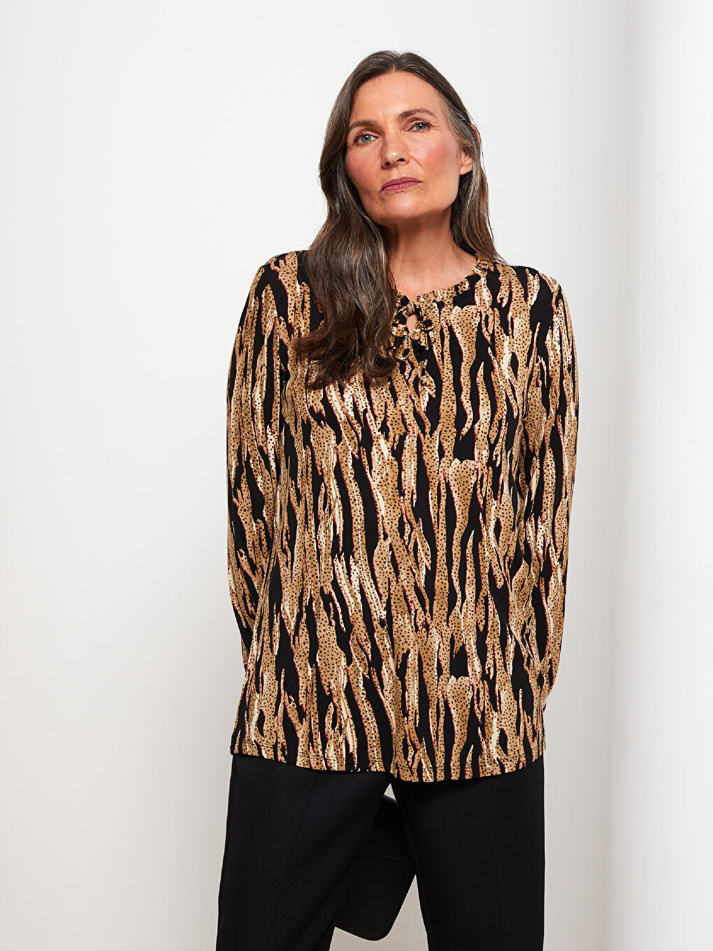 Tie Collar Floral Long Sleeve Women's T-Shirt-1