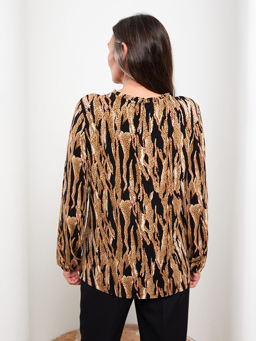 Tie Collar Floral Long Sleeve Women's T-Shirt-4