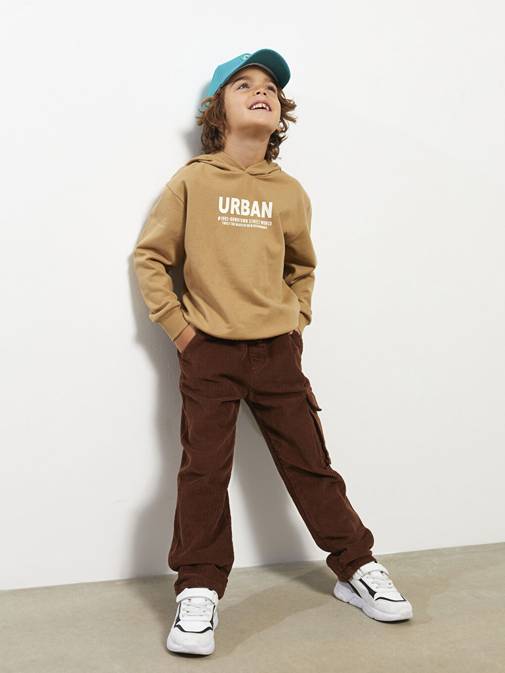 Elastic Waist Basic Velvet Boys' Trousers-1