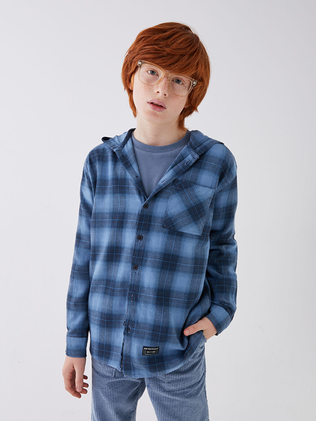 Opušteni kroj košulja sa kapuljačom od kepera za dečake-3