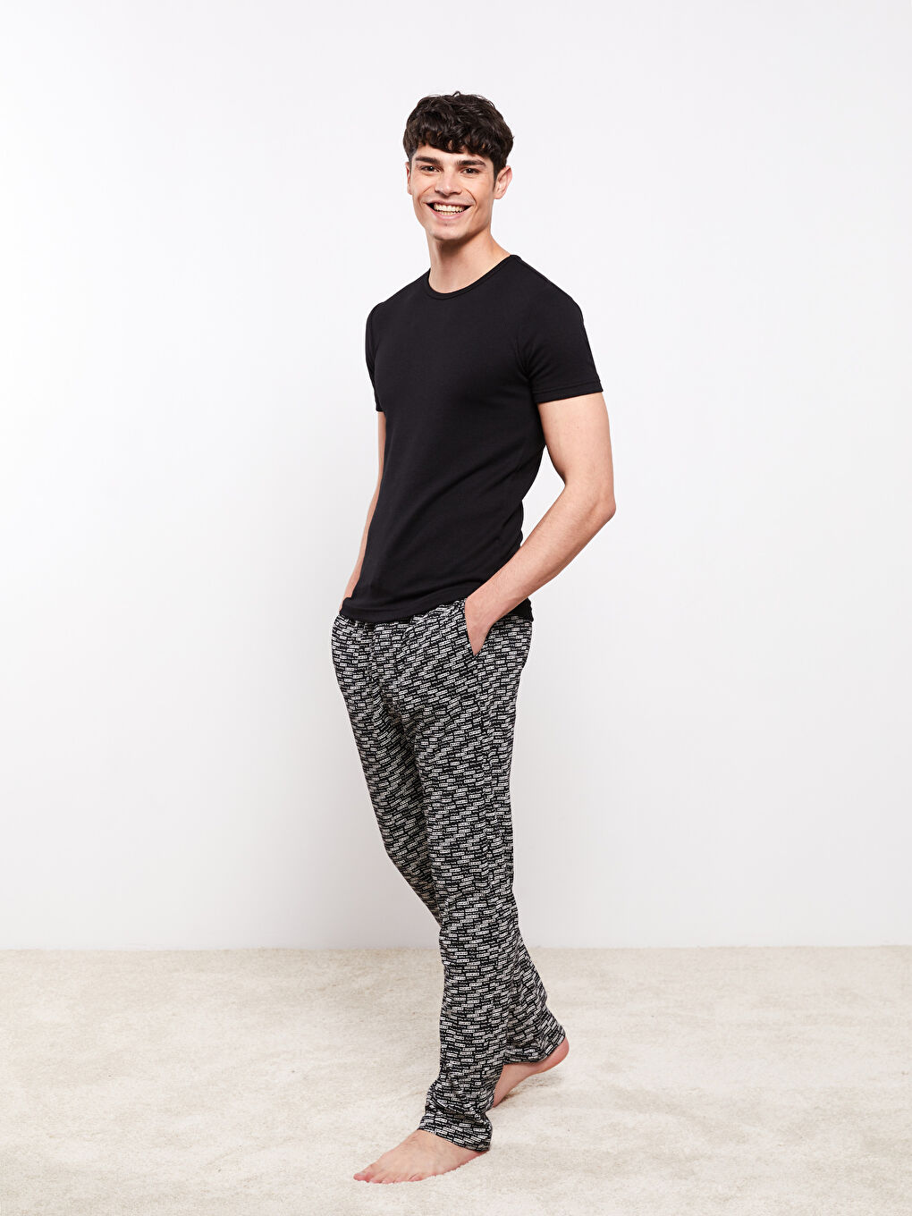 Siyah Standart Kalıp Desenli Erkek Pijama Alt