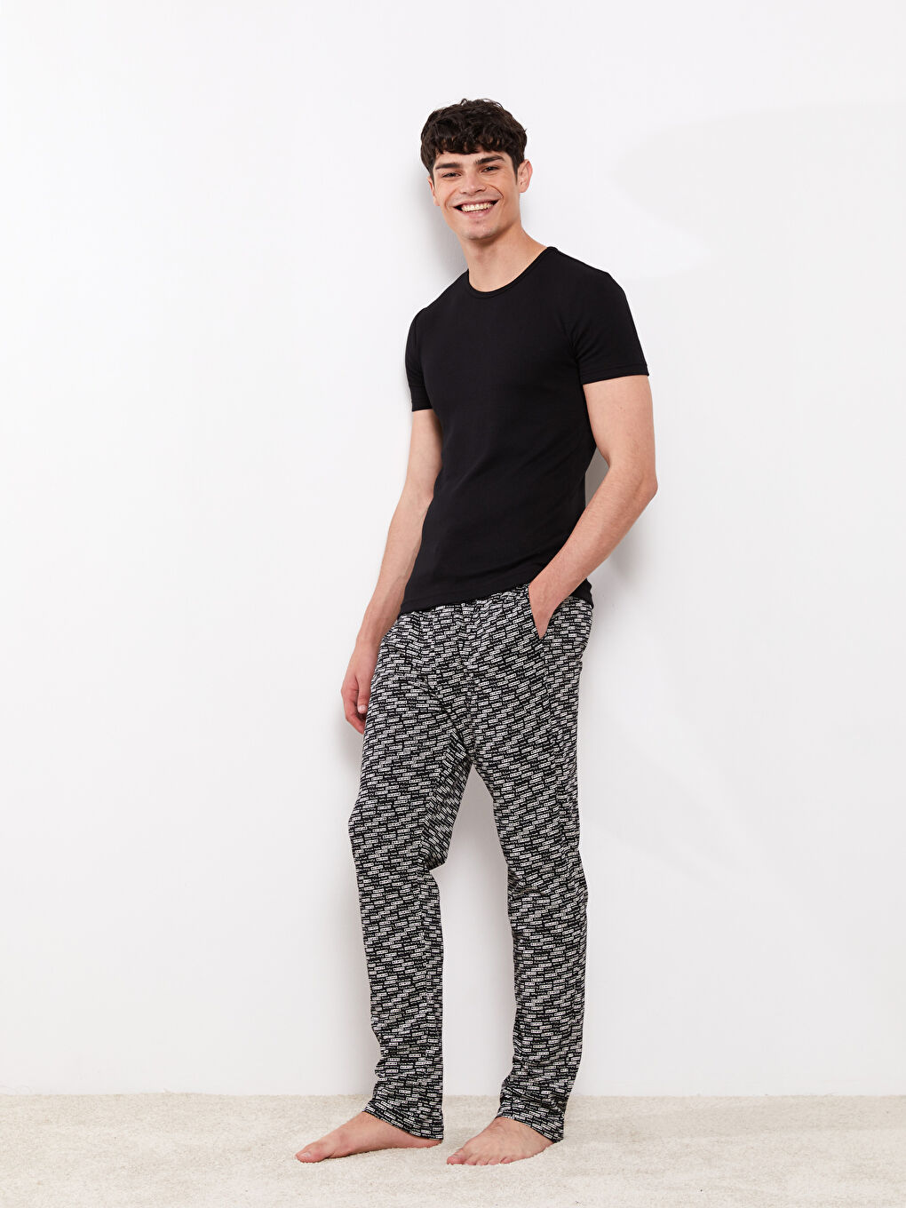 Siyah Standart Kalıp Desenli Erkek Pijama Alt-1