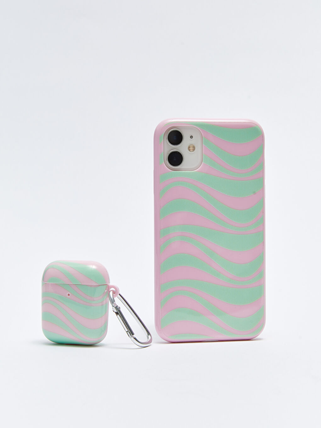 LCW ACCESSORIES حقيبة سماعات أيربود ايفون 11 بطبعة -W25210Z8-M0T