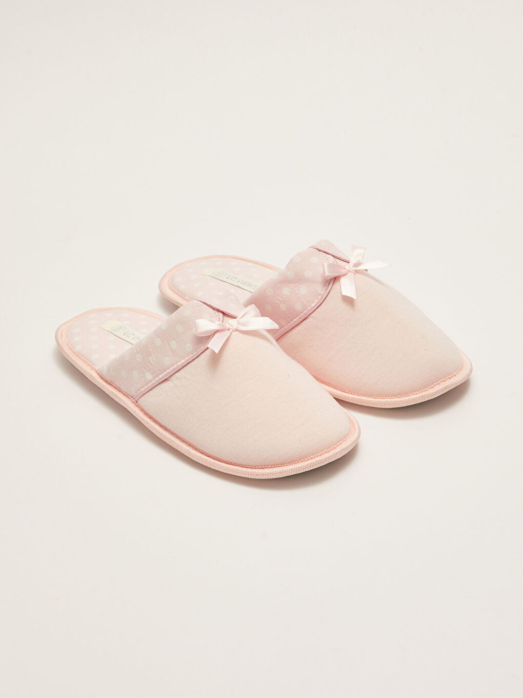 LCW STEPS Fiyonk Detaylı Kadın Ev Terliği -W25228Z8-RW1