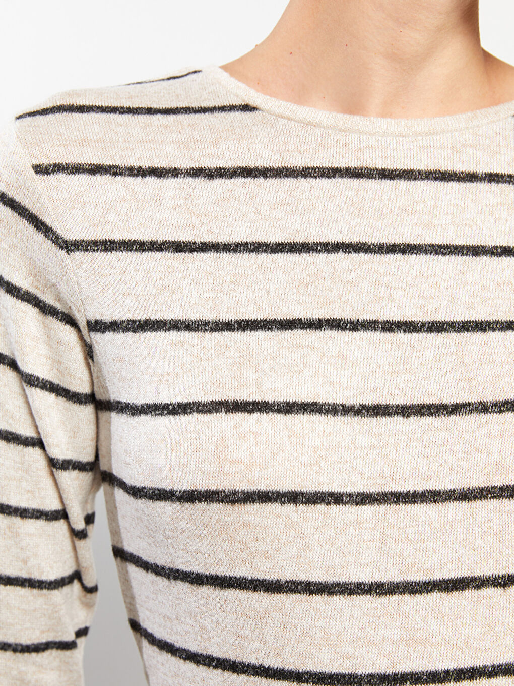 Crew Neck Striped Long Sleeve Women's Body-2