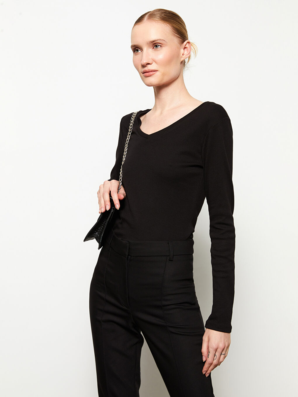 جسم بياقة على شكل حرف V كم طويل مستقيم للسيدات