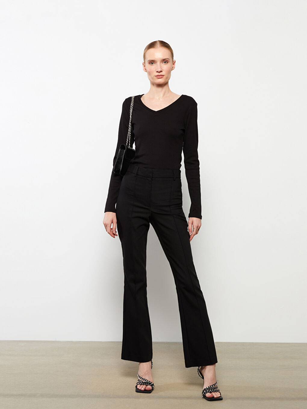 جسم بياقة على شكل حرف V كم طويل مستقيم للسيدات-1