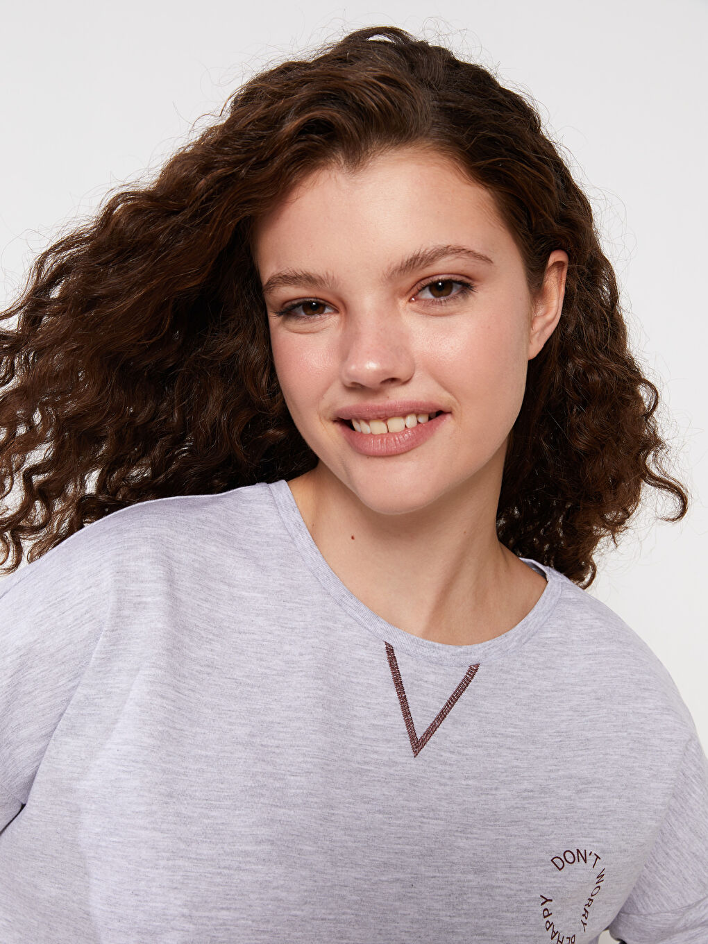 Gri Bisiklet Yaka Baskılı Uzun Kollu Kadın Pijama Takımı-3