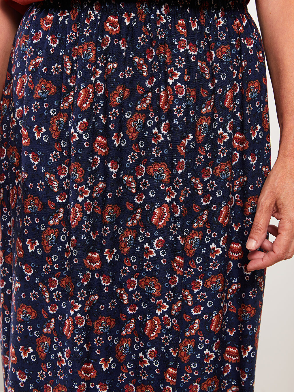 İndigo Beli Lastikli Desenli A Kesim Viskon Kadın Etek-2