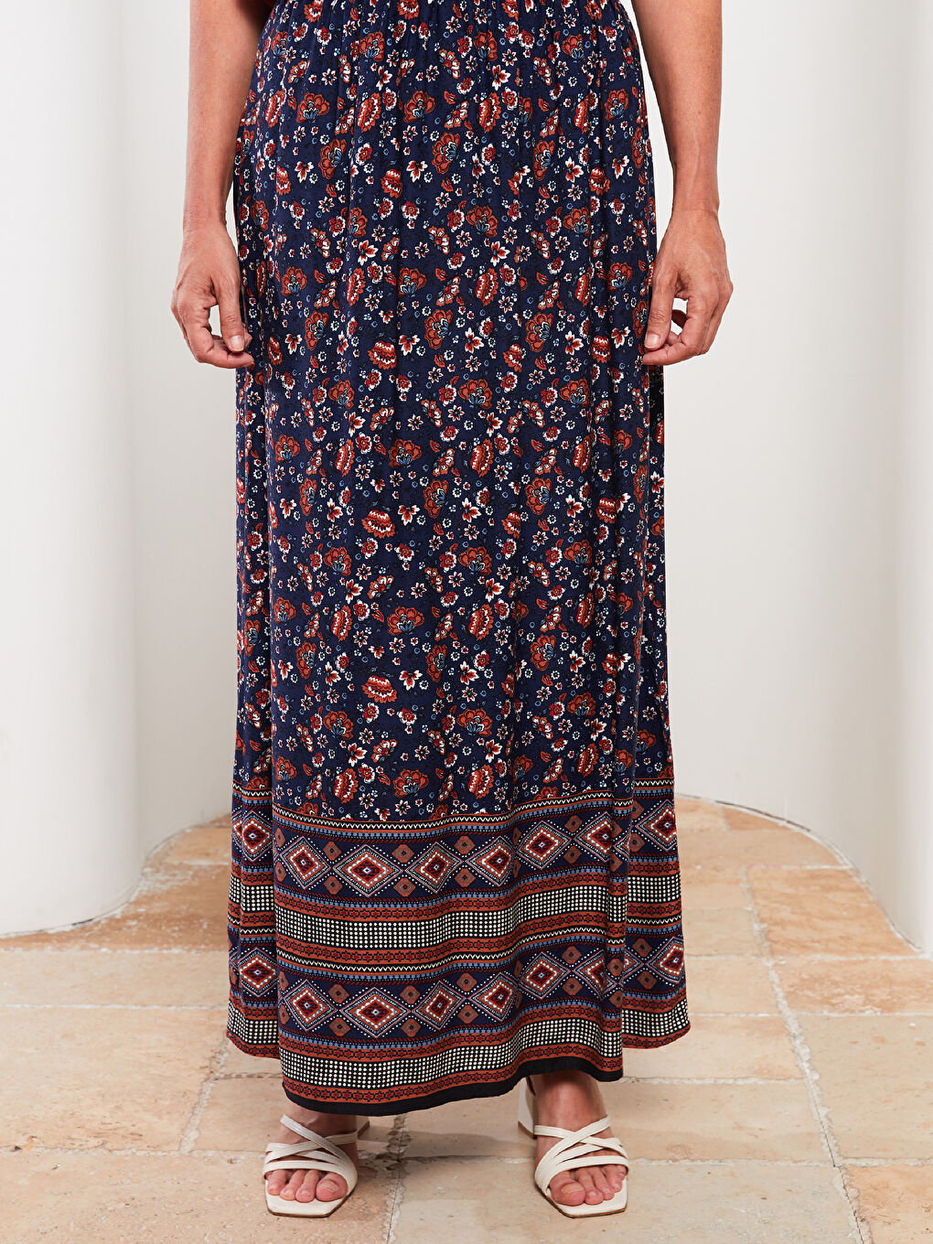 İndigo Beli Lastikli Desenli A Kesim Viskon Kadın Etek-3