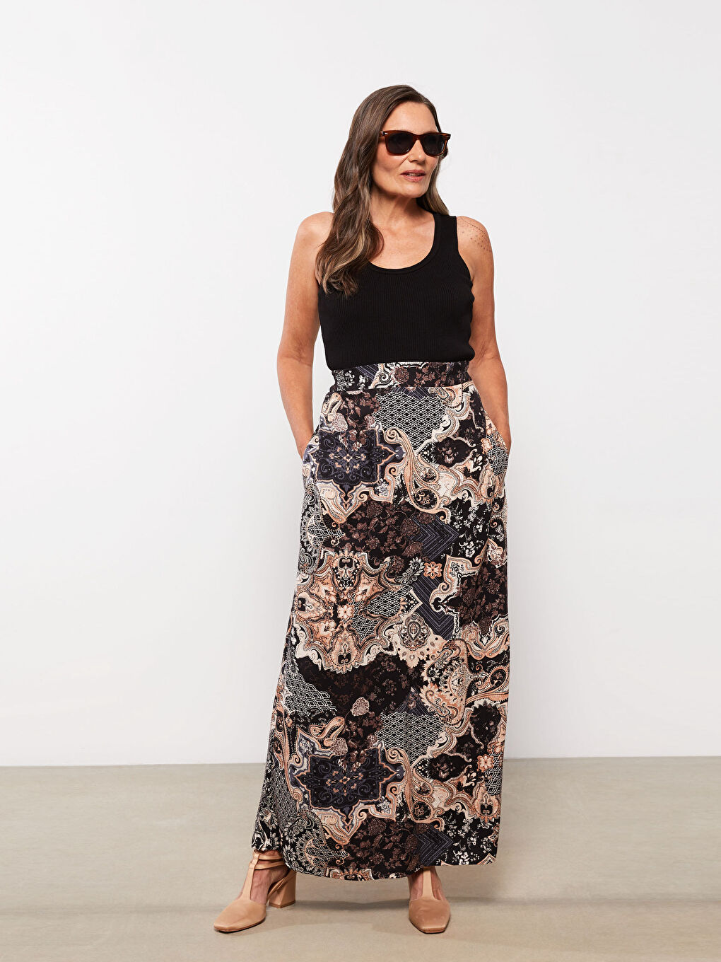 Bej Beli Lastikli Desenli Viskon Kadın Etek