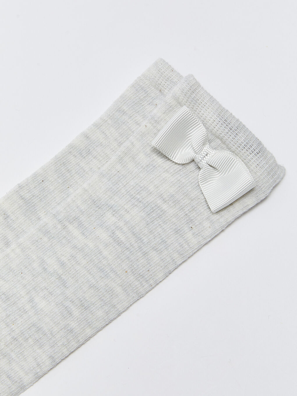 Gri Fiyonk Detaylı Kız Çocuk Diz Altı Çorap-2