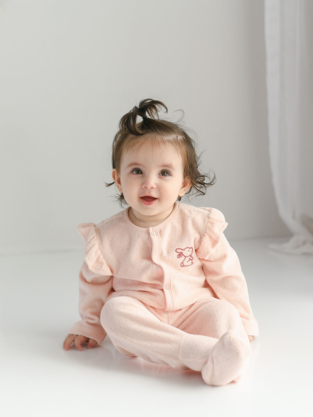 Pembe Bisiklet Yaka Uzun Kollu Nakış Detaylı Kız Bebek Hırka ve Pantolon 2'li Takım